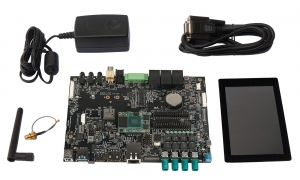 UCM-iMX8M-Plus evaluation kit